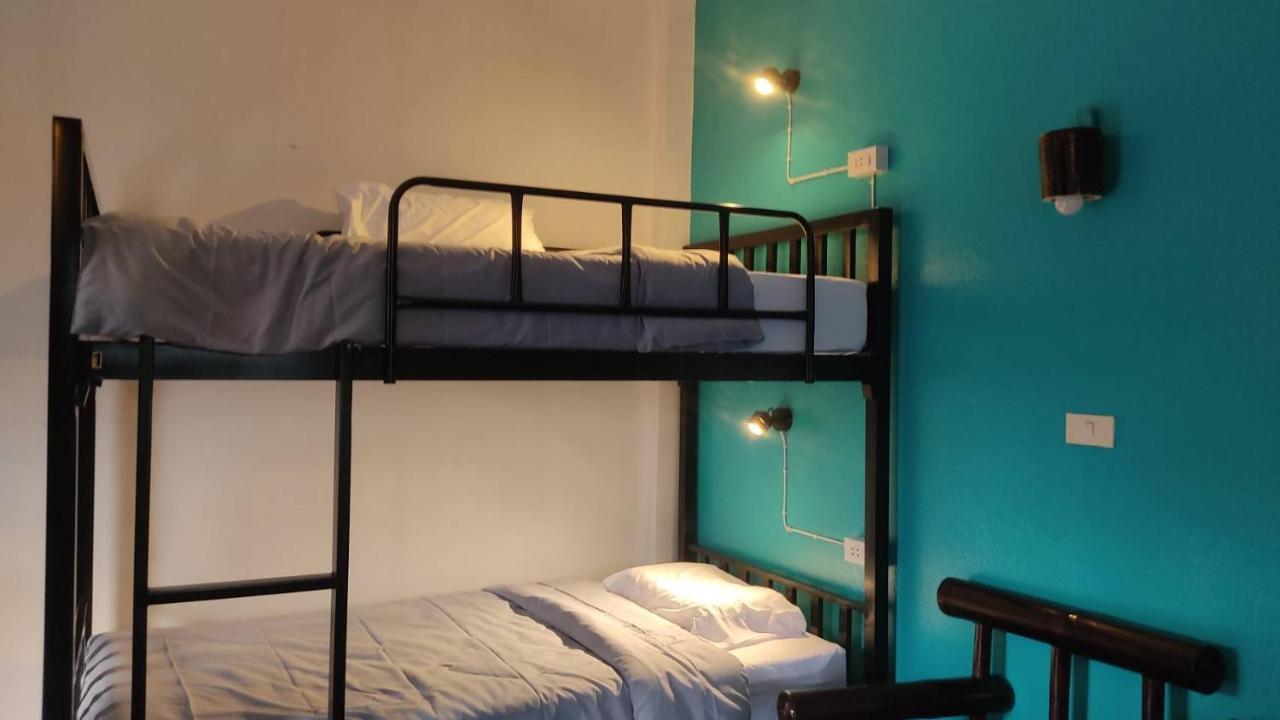 Blue Moon House - A Budget Hostel For Easy Travellers Chiang Mai Exterior photo